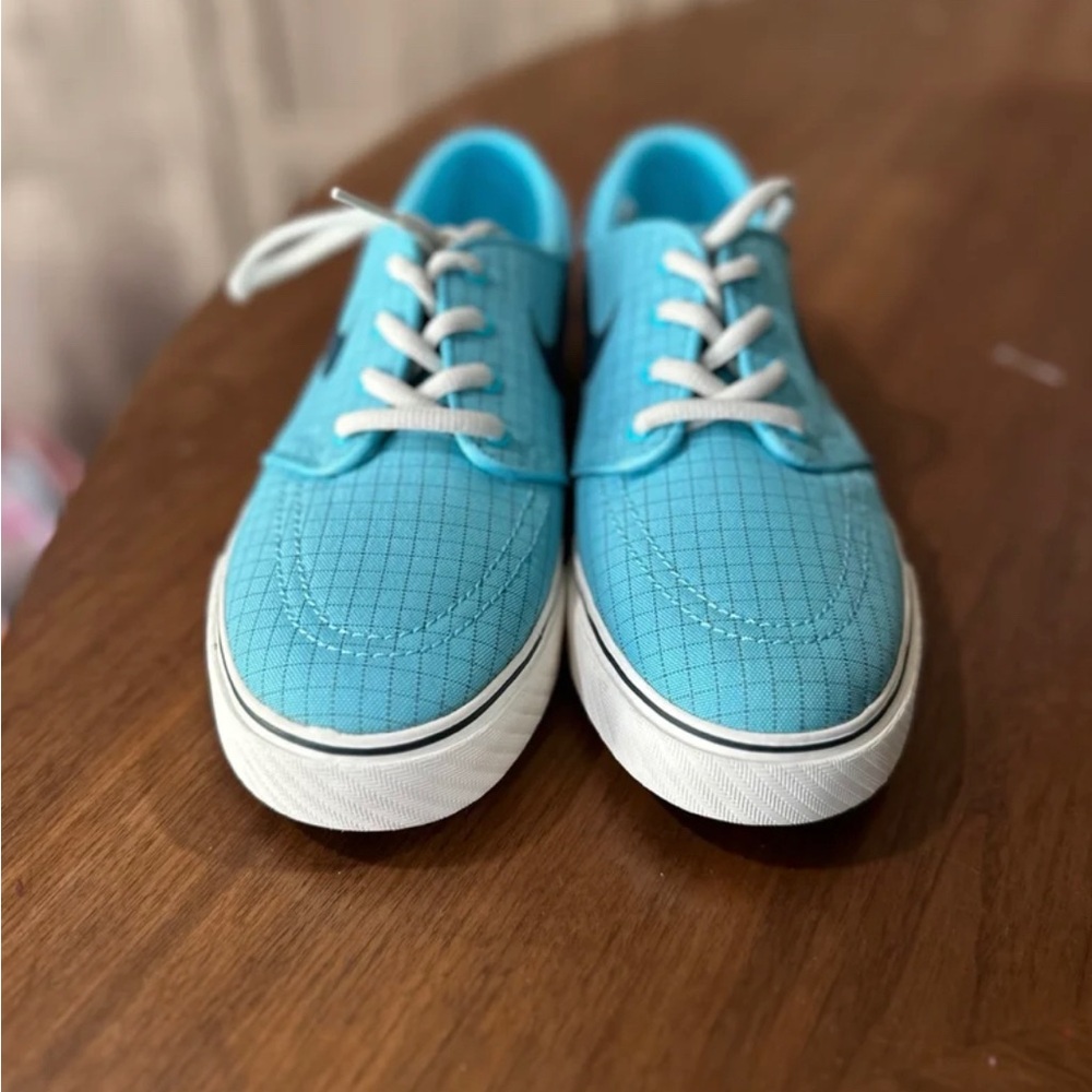 Nike stefan janoski SB Youth size 6. Like new - Picture 2 of 4